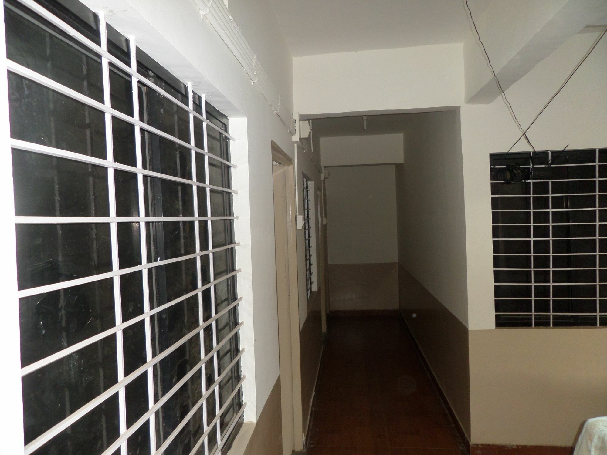 Hotel Royal Lodging Phursungi Exterior photo